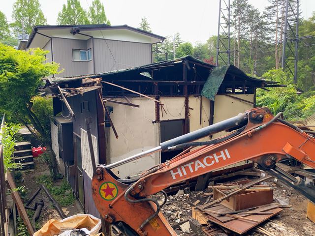 東京都小平市御幸町の木造平屋建て家屋2棟解体工事前の様子です。